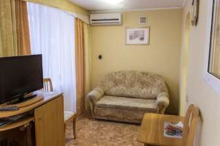 Гостиница Спутник Киров-6